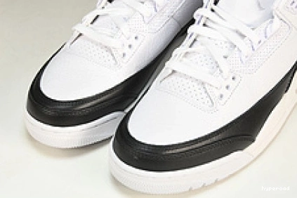 Hyperoad WHITE FRAGMENT JORDAN BLACK AIR 3 0828